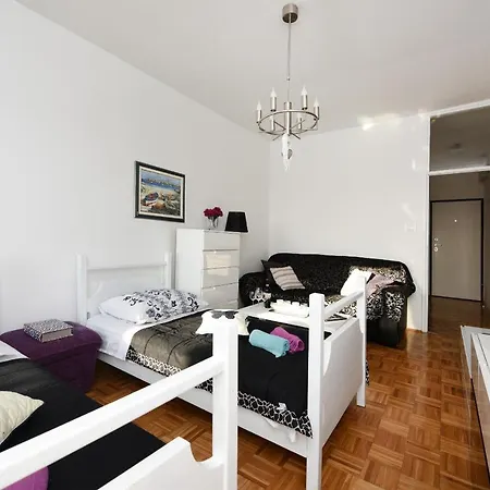 Daire Urban Holiday Apartment