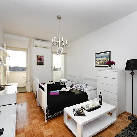 Urban Holiday Apartment * Zadar